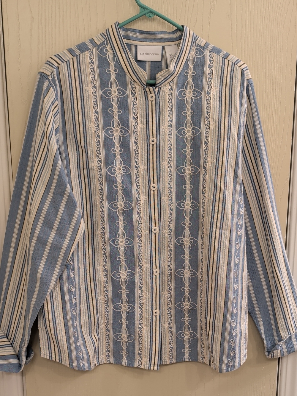 Liz Claiborne XL Blue White Striped Embroidered Button Up Cotton Shirt
